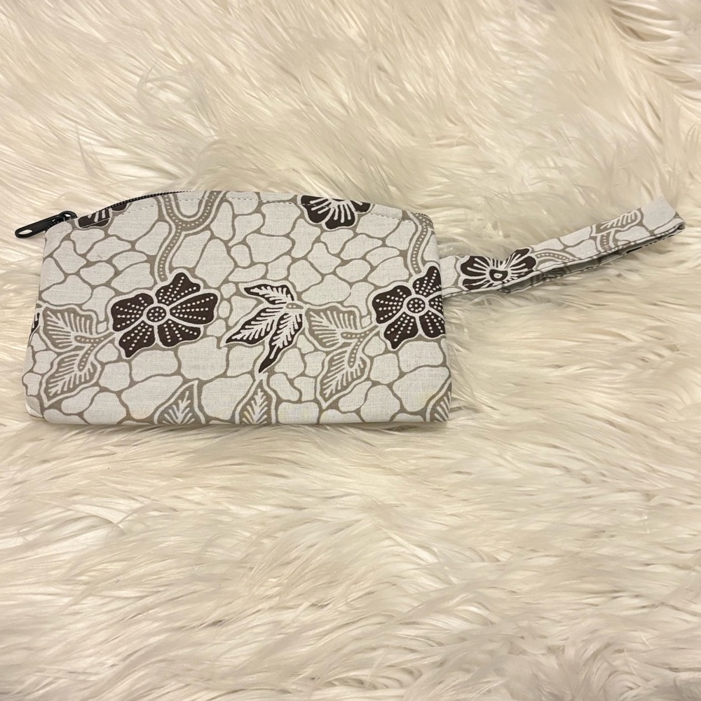 Elegant Indonesian batik wristlet Clutch with Zipper Closure